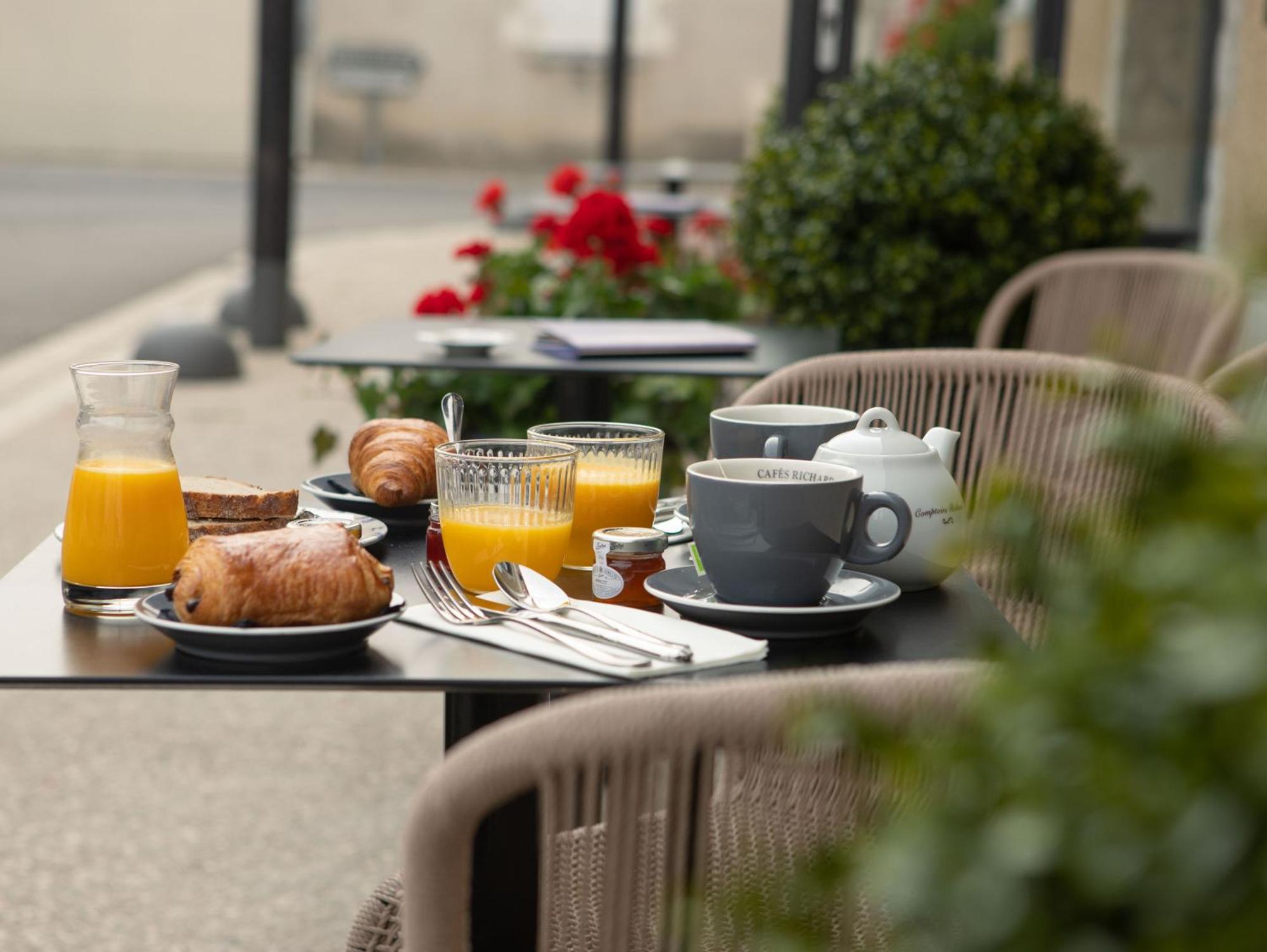 Relais De La Loire Hotel Montlivault Ngoại thất bức ảnh